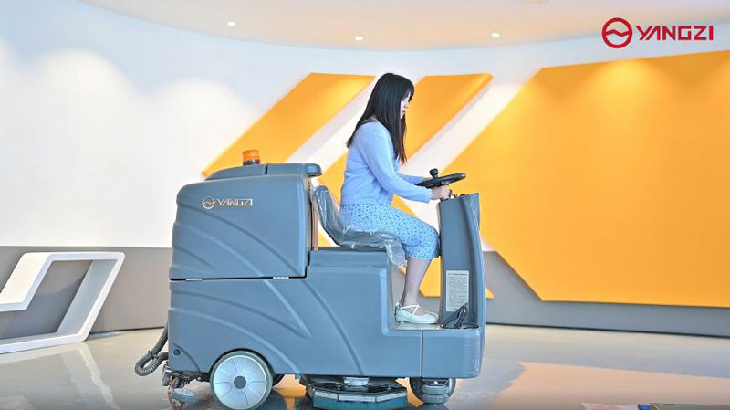 電池供電的洗地機的優(yōu)勢! 電池供電的洗地機的優(yōu)勢!