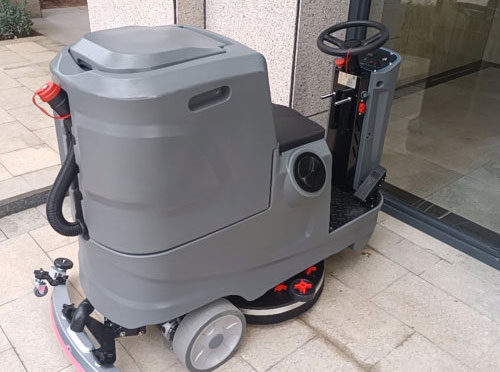 什么是電池驅動的洗地機